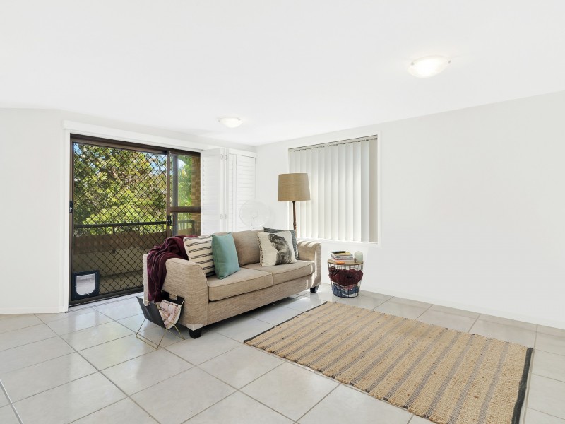 4/3 Nalla Court, Palm Beach QLD 4221
