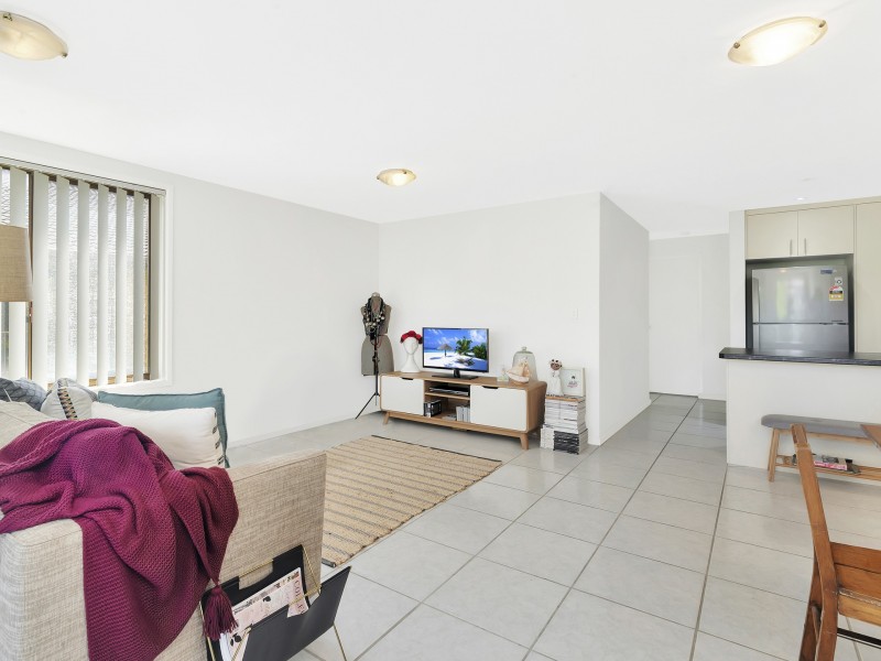 4/3 Nalla Court, Palm Beach QLD 4221