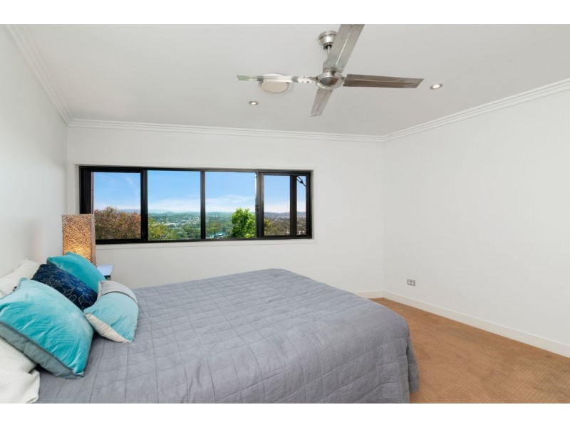 9 Currumbin Crest Drive, Currumbin QLD 4223