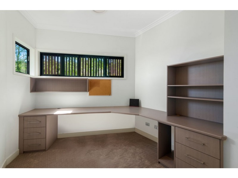 9 Currumbin Crest Drive, Currumbin QLD 4223