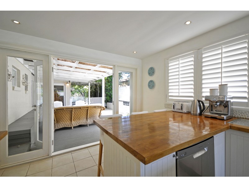 59 Tahiti Avenue, Palm Beach QLD 4221