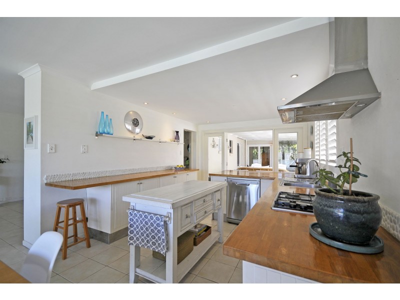 59 Tahiti Avenue, Palm Beach QLD 4221