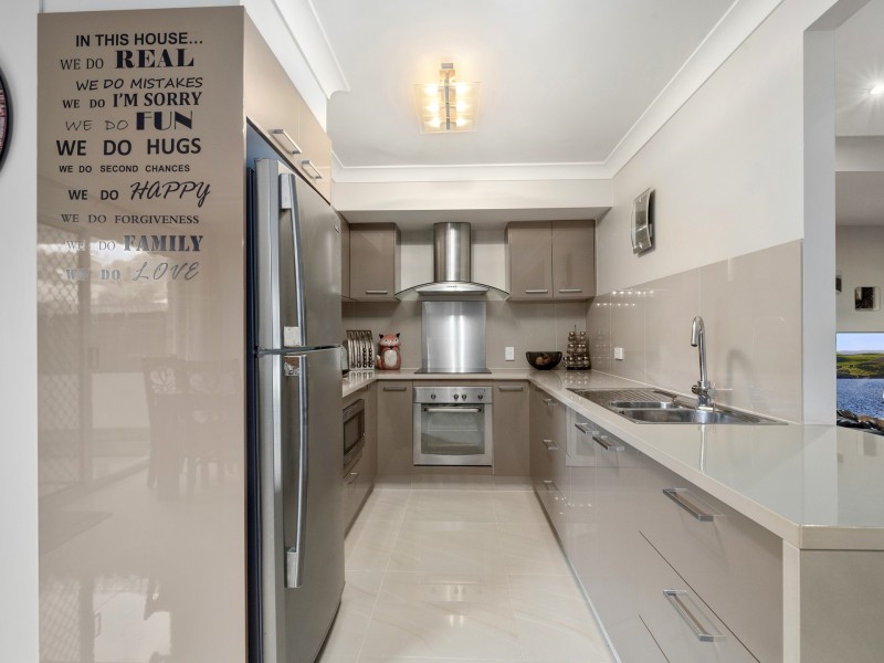 7/17 Cupania Place, Elanora QLD 4221