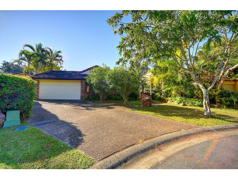 18 Hydrilla Court, Elanora QLD 4221