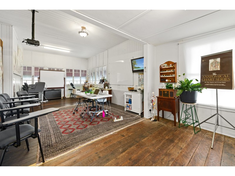 40 Currumbin Creek Road, Currumbin Waters QLD 4223