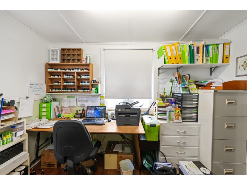 40 Currumbin Creek Road, Currumbin Waters QLD 4223