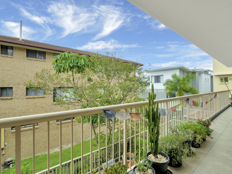 6/36 Peerless Avenue, Mermaid Beach QLD 4218