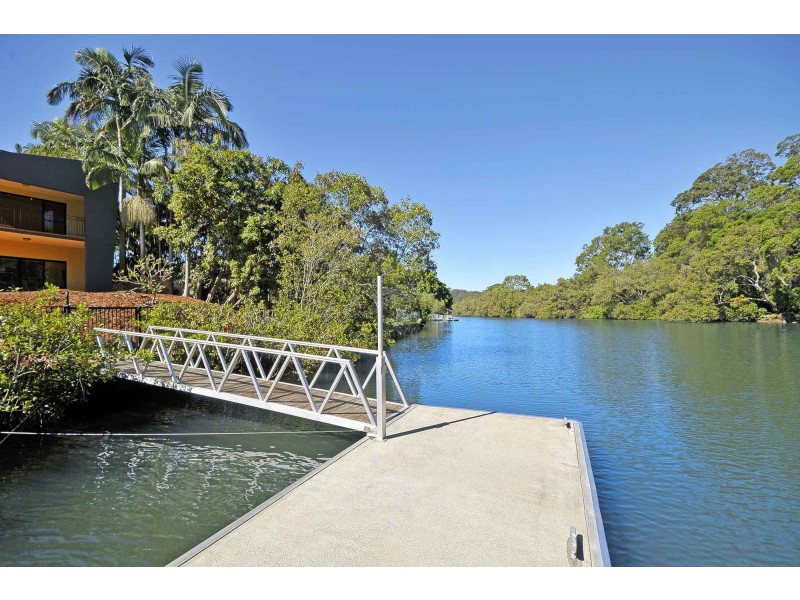 29 Kentia Court, Elanora QLD 4221