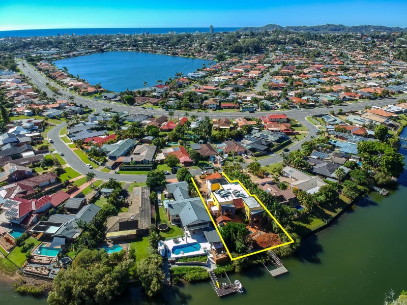 29 Kentia Court, Elanora QLD 4221