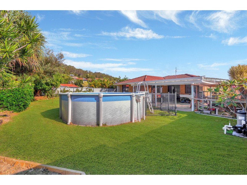 14 Amadeus Street, Elanora QLD 4221