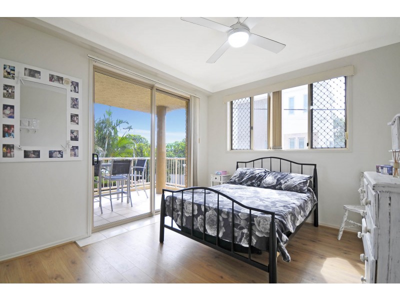 1/10 Teemangum Street, Tugun QLD 4224