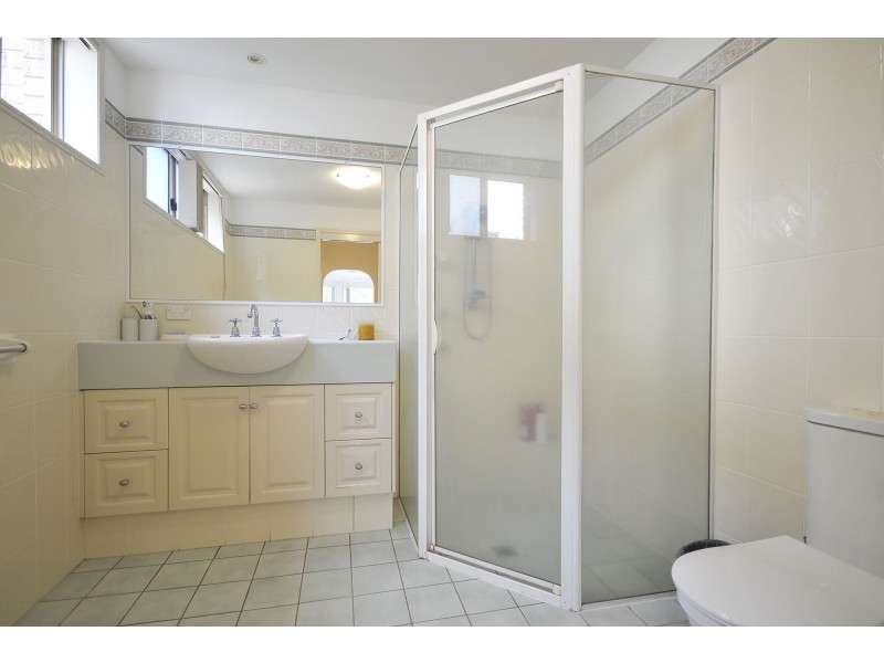 1/10 Teemangum Street, Tugun QLD 4224