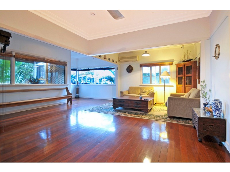 7 Thirteenth Avenue, Palm Beach QLD 4221