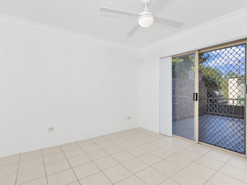 6/9 Ocean Street, Coolangatta QLD 4225