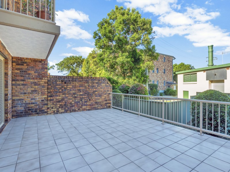 6/9 Ocean Street, Coolangatta QLD 4225