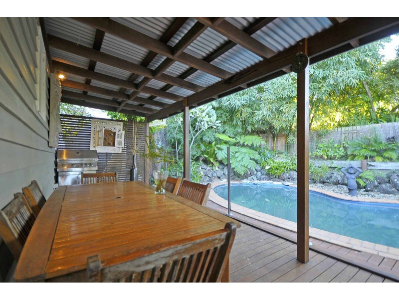 14 Regent Street, Currumbin QLD 4223