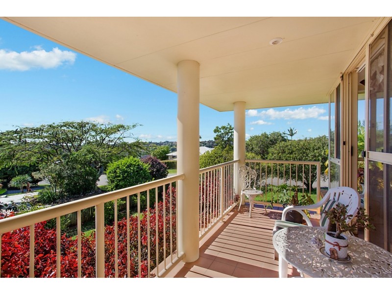 8 Sequoia Court, Banora Point NSW 2486