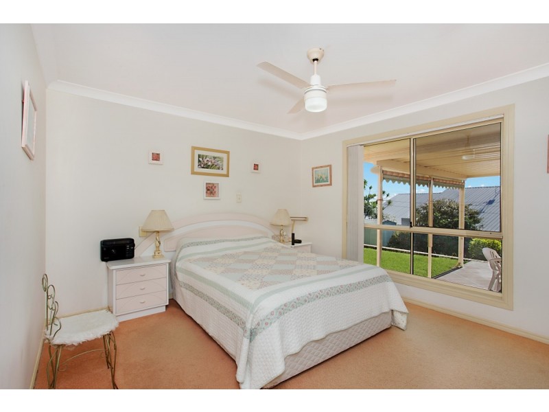 8 Sequoia Court, Banora Point NSW 2486