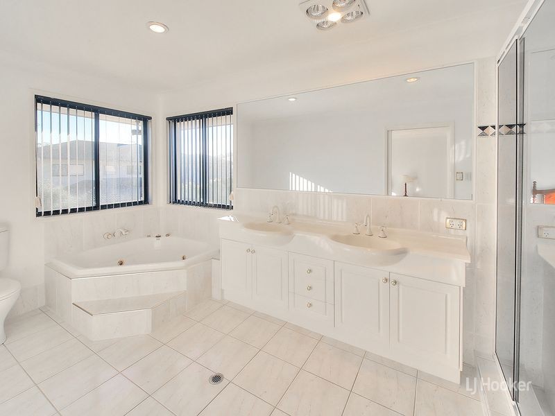 6 Grassland Place, Sunnybank Hills QLD 4109