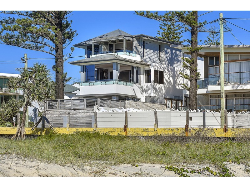 2/1 Tomewin Street, Currumbin QLD 4223