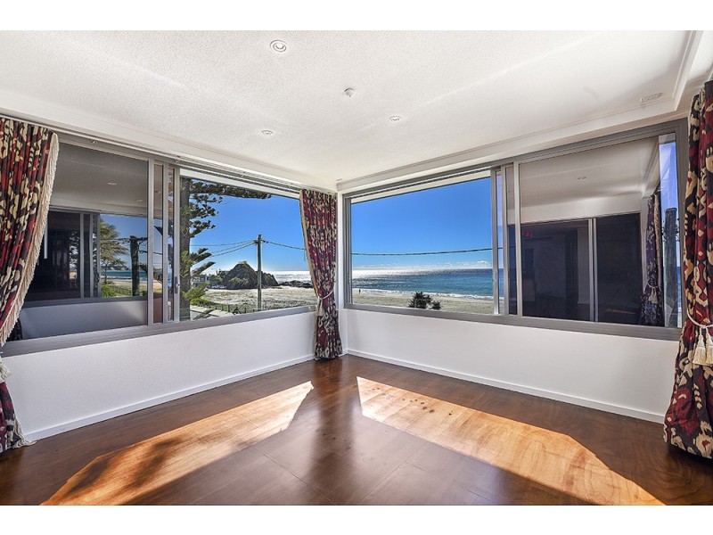 2/1 Tomewin Street, Currumbin QLD 4223