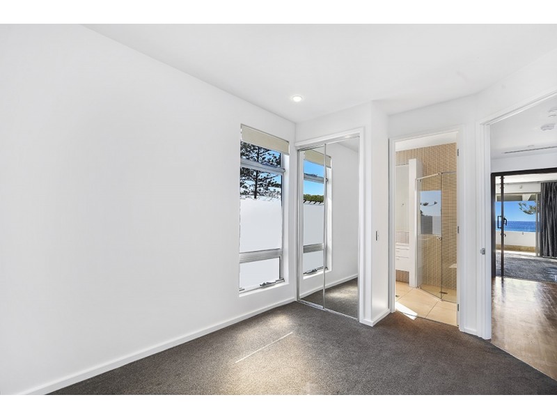 2/1 Tomewin Street, Currumbin QLD 4223