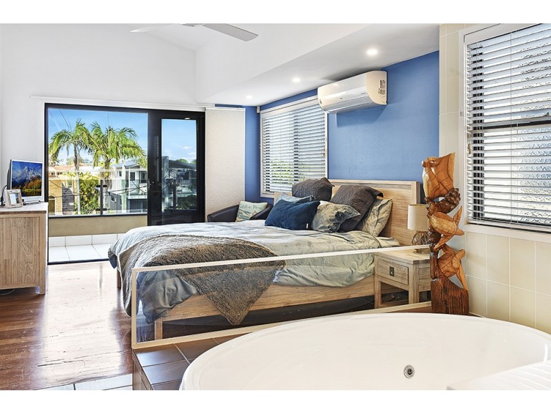 1/13 Thirteenth Avenue, Palm Beach QLD 4221