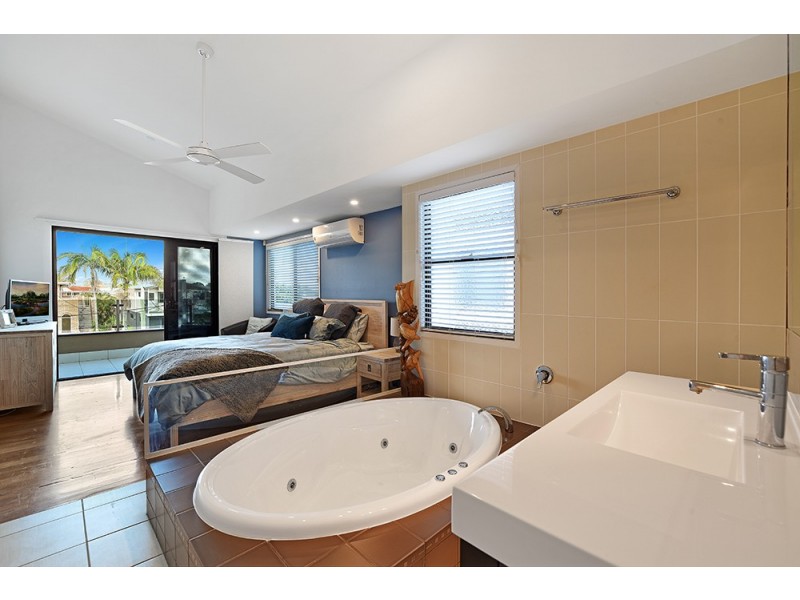 1/13 Thirteenth Avenue, Palm Beach QLD 4221