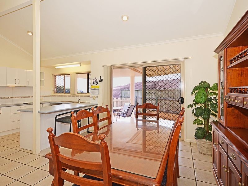 5 Kerry Court, Banora Point NSW 2486