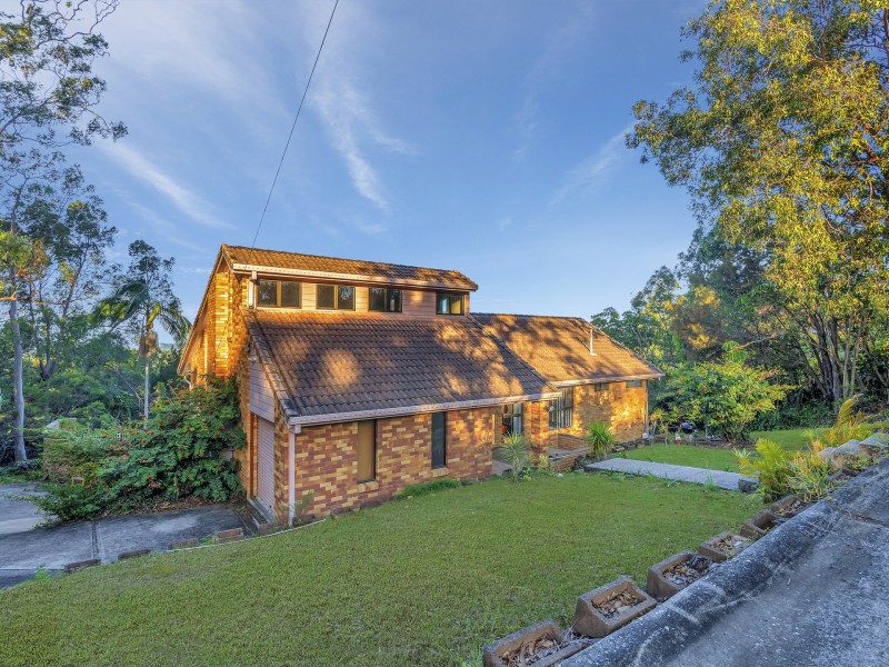 206 Simpsons Road, Currumbin Waters QLD 4223