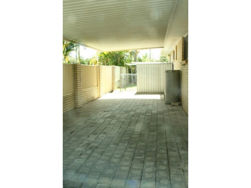 12 Cadence Avenue, Mermaid Waters QLD 4218