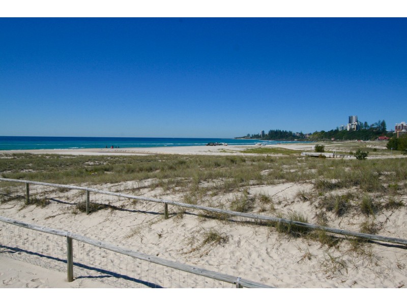 9/20 Pacific Parade, Bilinga QLD 4225