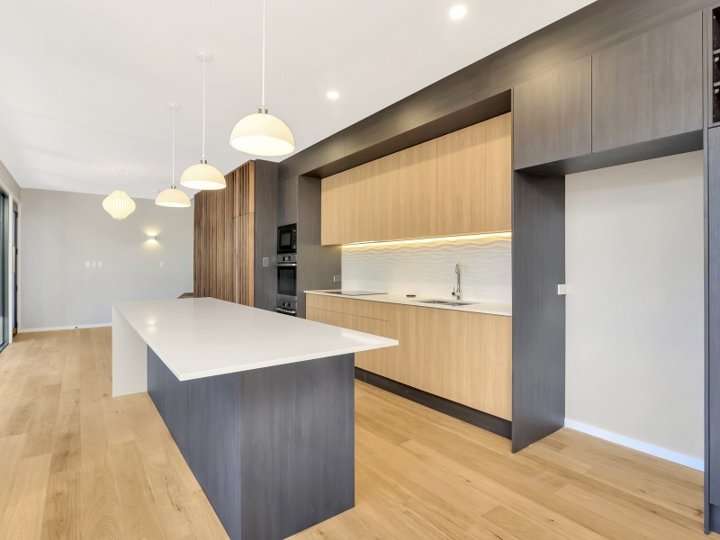 2/16 Tallebudgera Drive, Palm Beach QLD 4221