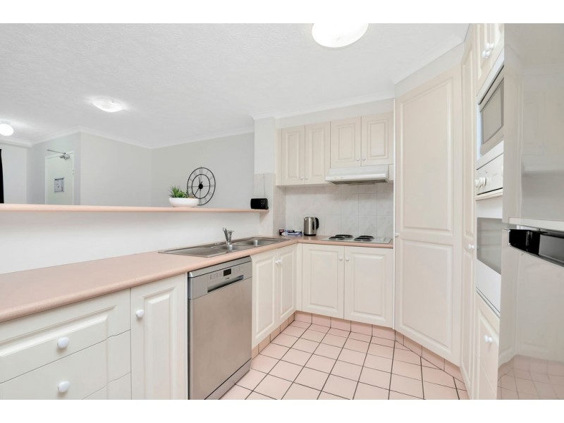 2/1500 Gold Coast Highway, Palm Beach QLD 4221