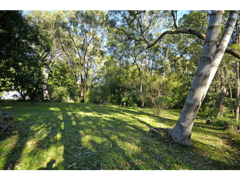 227 Simpsons Road, Elanora QLD 4221