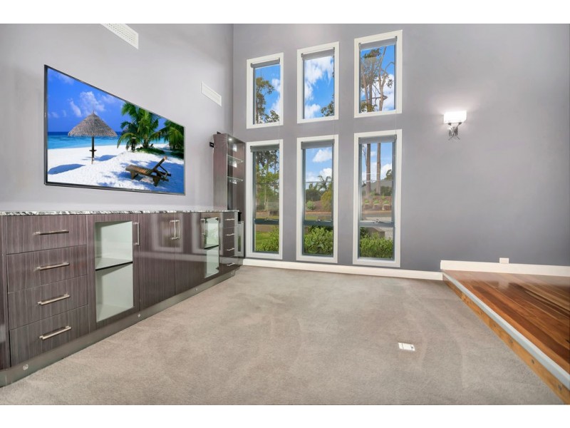 10 Forest Ridge Drive, Bonogin QLD 4213