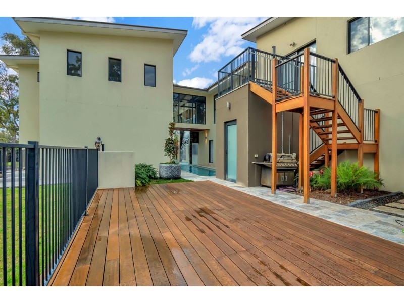 10 Forest Ridge Drive, Bonogin QLD 4213