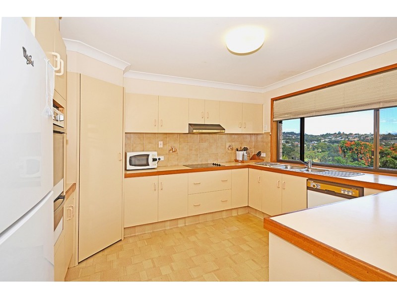 41 Cominan Avenue, Banora Point NSW 2486