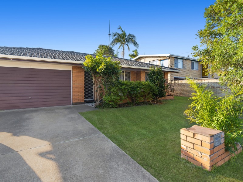 17 Kalang Street, Palm Beach QLD 4221