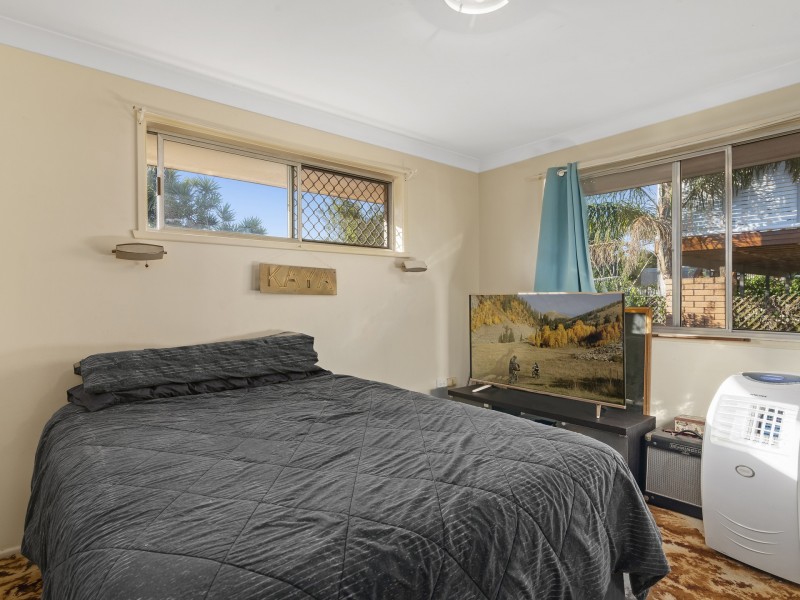 17 Kalang Street, Palm Beach QLD 4221