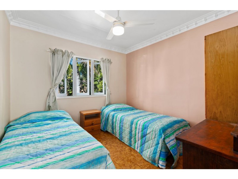 42 Teemangum Street, Currumbin QLD 4223