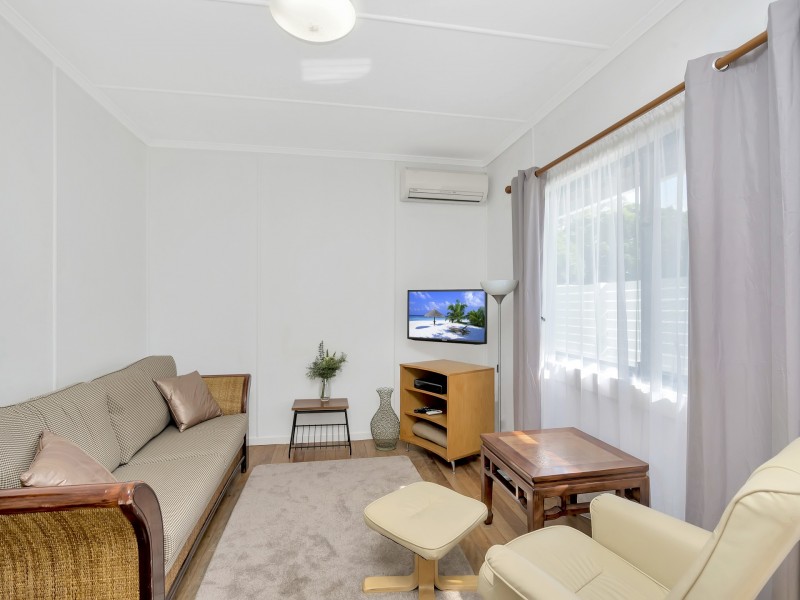 1/163 Golden Four Drive, Bilinga QLD 4225