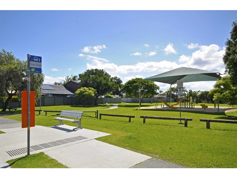 14 Bergamont Street, Elanora QLD 4221