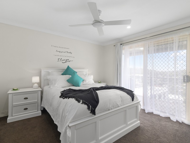 12 Jarrah Place, Banora Point NSW 2486