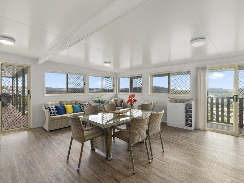 12 Jarrah Place, Banora Point NSW 2486