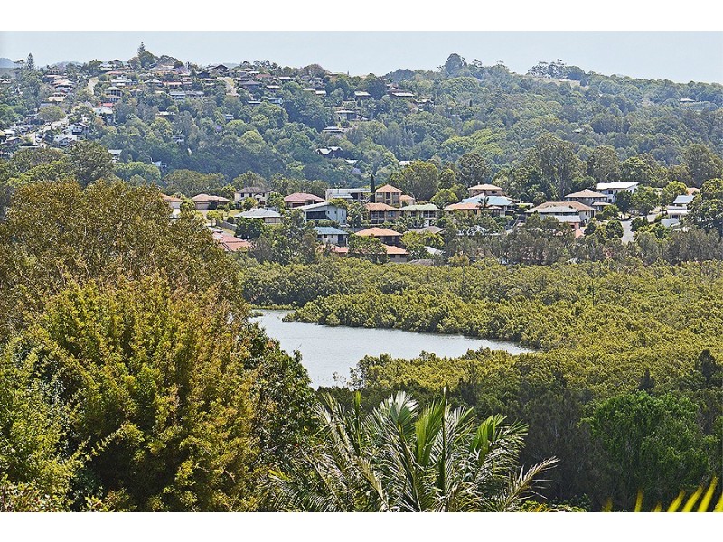 12 Jarrah Place, Banora Point NSW 2486