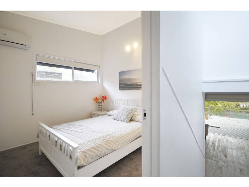64 Ocean Parade, Burleigh Heads QLD 4220
