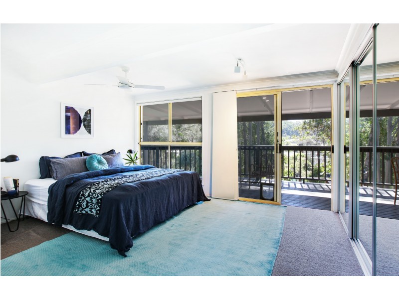 64 Ocean Parade, Burleigh Heads QLD 4220