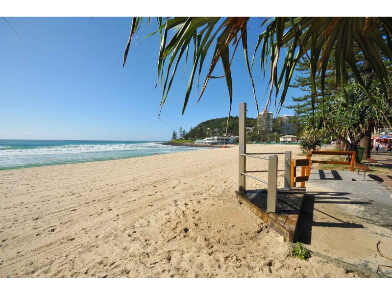 64 Ocean Parade, Burleigh Heads QLD 4220