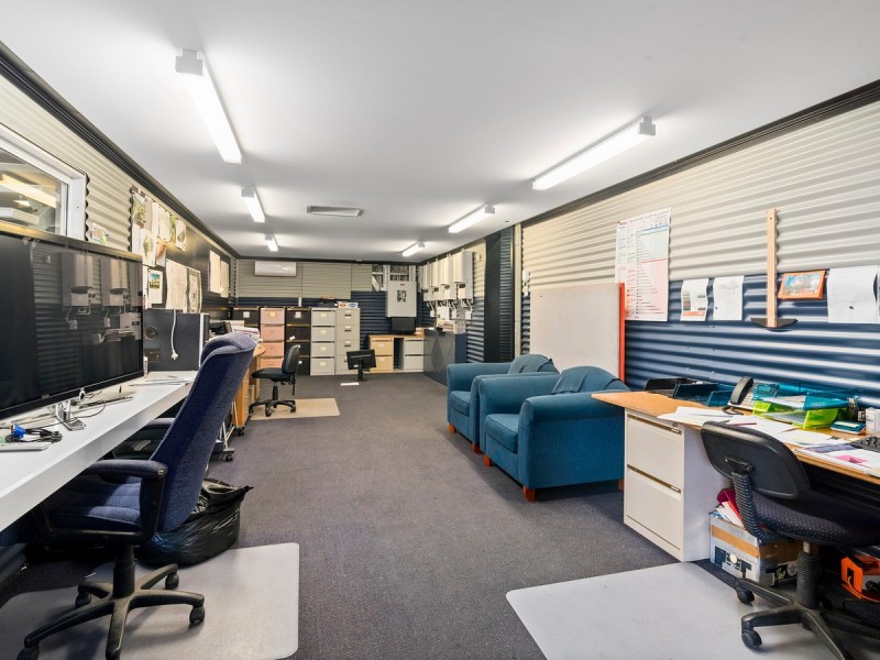 11 Wheeler Crescent, Currumbin Waters QLD 4223